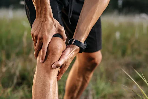 Knee Pain & Injuries: Symptoms, Causes, Treatment in Cocoa